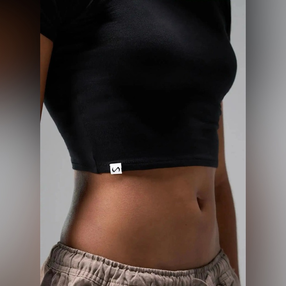 TLF Apparel GTS CROPPED BABY TEE - Picture 3 of 6